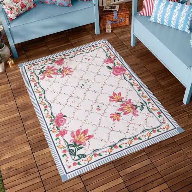 Wylder Claudia Floral Printed Indoor/Outdoor Rectangular Rug in Red and Multicolour, W: 120 cm, D: 170 cm