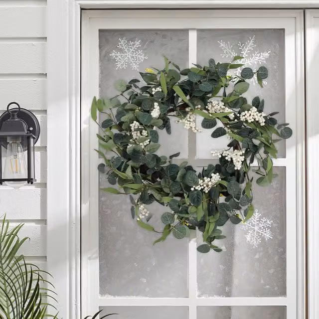 Livingandhome Round Eucalyptus Flower Wreath in Green and Yellow