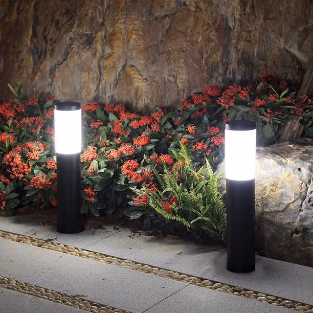 Leaper Solar LED Stainless Steel Ground Plug Lawn Light in Silver with Warm White Light