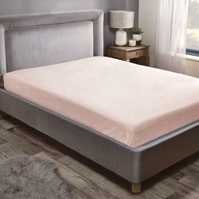 Rapport Home Pink Teddy Fleece Plain Fitted Bed Sheets, W: 135 cm x L: 190 cm