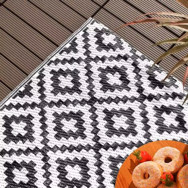 OHS Geometric Waterproof Outdoor Rug in Black, 150 cm