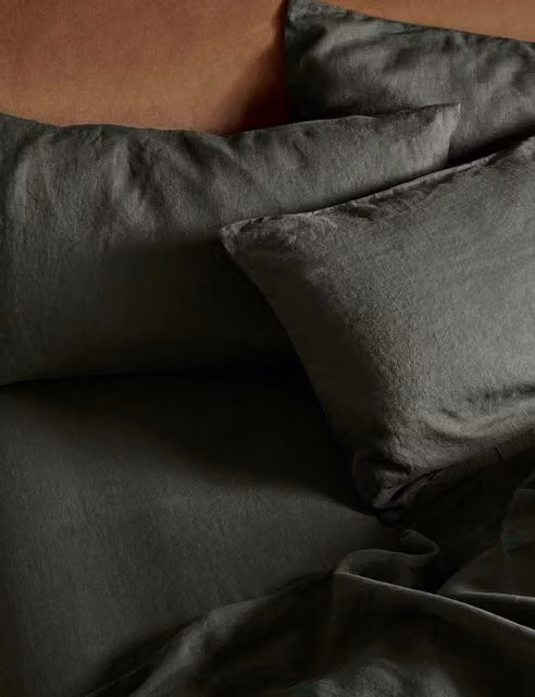 Piglet In Bed Pure Linen Fitted Sheet, Green, W: 140 cm, L: 200 cm