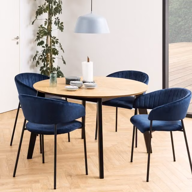 Furniture To Go Georgetown Round Oak Dining Table in Black and Brown