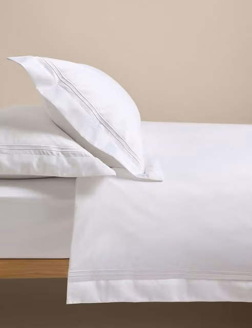 M&S Pure Cotton 600 Thread Count Breathable Bedding Set, White, W: 180 cm x L: 200 cm