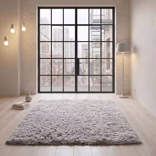Snug City Shaggy Fluffy Modern Plush Floor Rug in Silver, W/D/H: 80 x 150 cm – 1