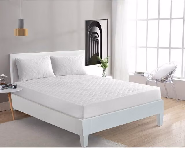 HomeSpace Direct Quilted Childrens Mattress Protector, White, 140 x 200 cm