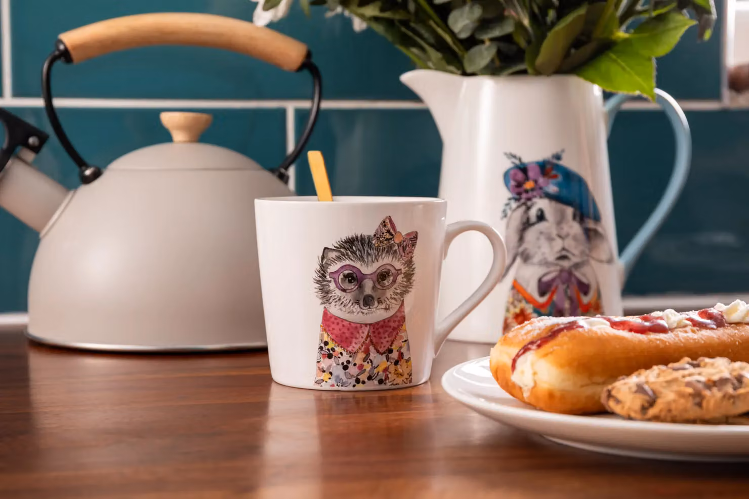 Mikasa Tipperleyhill Hedgehog Bone China Mug, White and Multicolour, 380 ml – 3