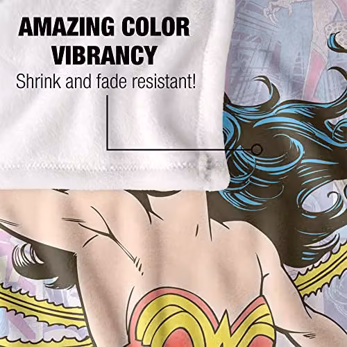 LOGOVISION Wonder Woman Silky Touch Super Soft Fleece Throw Blanket, Multicolour and White, W/D/H: 152 x 127 cm – 2