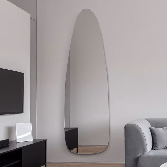 MirrorOutlet Frameless Pond Wall Mirror in Silver, Rectangular Modern Design, W: 155 cm, H: 50 cm, D: 1 cm