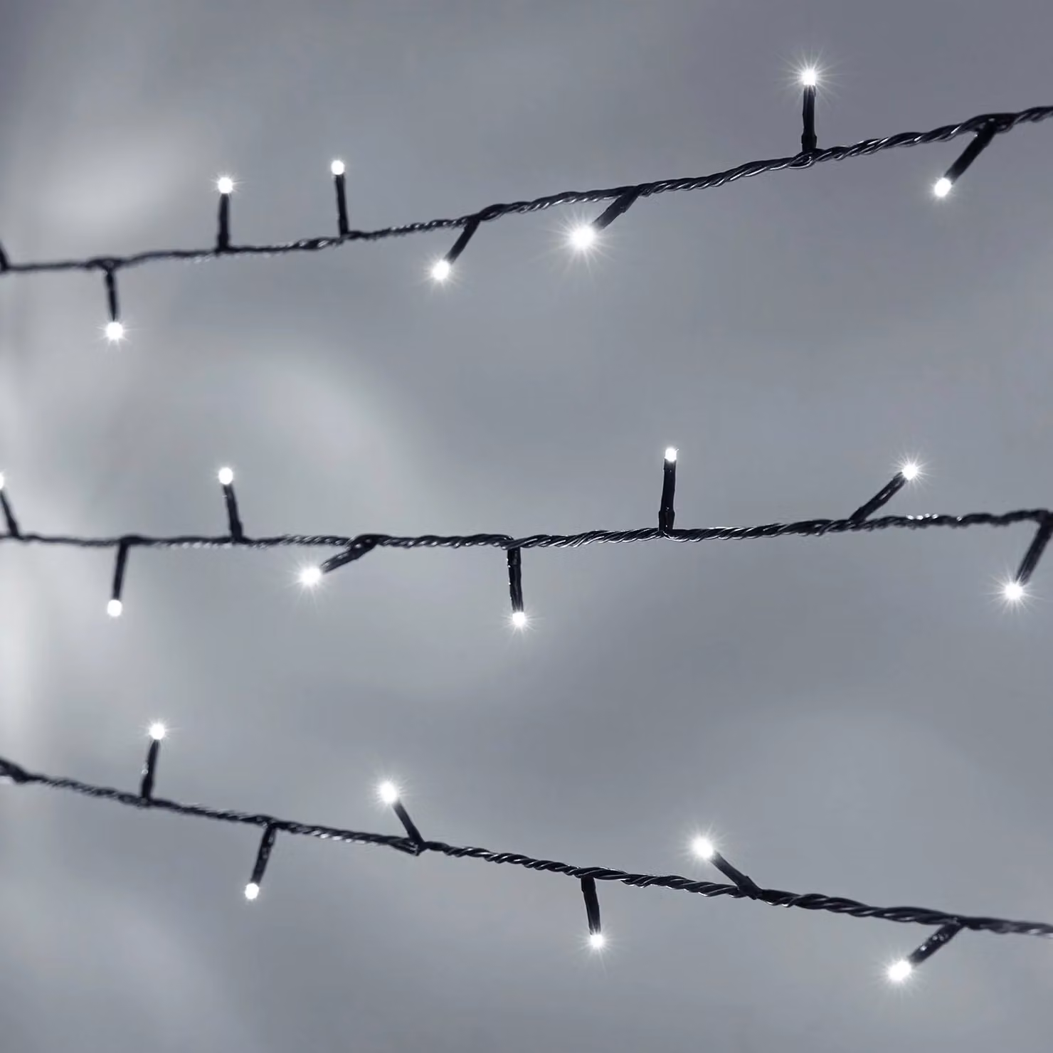 Lights4fun Essential Connect White Connectable Fairy Lights with Green Cable and Timer
