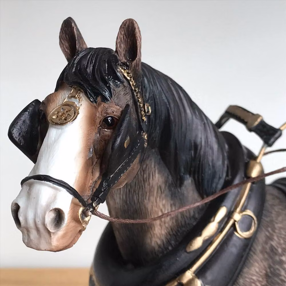 Leonardo Animal Crackers Large Bay Shire Cart Heavy Horse In Harness Figurine, Brown, Length: 23 cm – 4