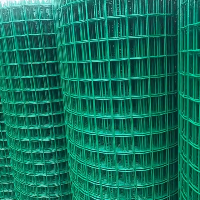 NESTLUNE Green Coated Wire Mesh Garden Fencing, H: 100 cm, W: 15 cm – 1