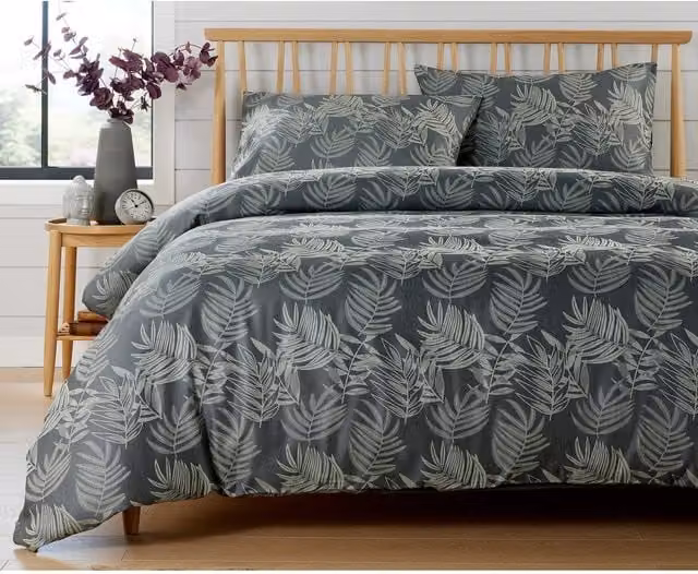 NewEdgeBlinds Floral Jacquard Duvet Cover in Anthracite Grey, 140 x 200 cm