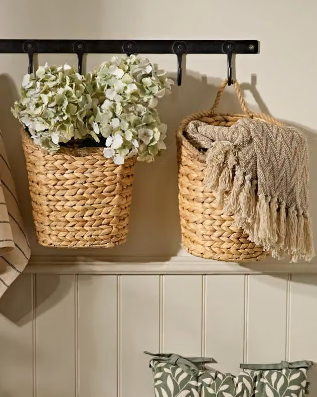 Dibor Natural Woven Water Hyacinth Large Wall Basket with Rope Detailing in Brown and Beige, H29 x D22 cm – 4