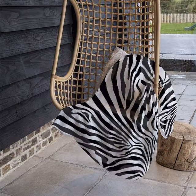 Benjamin Tate Design Zebra Animal Print Fleece Blanket in Black and Sand, W/D/H: 120 x 150 cm