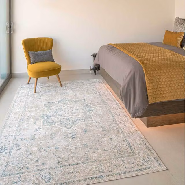 The Rug House Grey and Blue Vintage Floral Medallion Rectangular Living Area Rug W: 280 cm, D: 190 cm