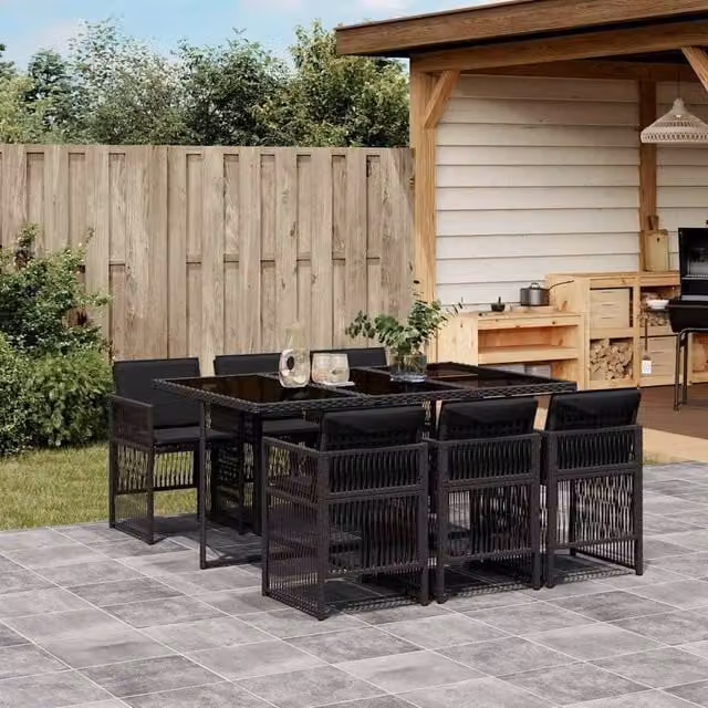 Berkfield Home Modern Polyrattan Garden Dining Set with Glass Top in Black