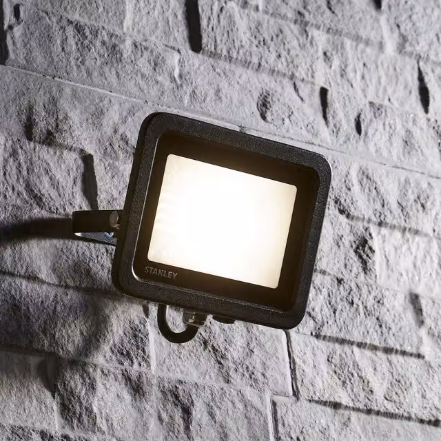 Stanley 30W LED Slimline Outdoor Floodlight in Black