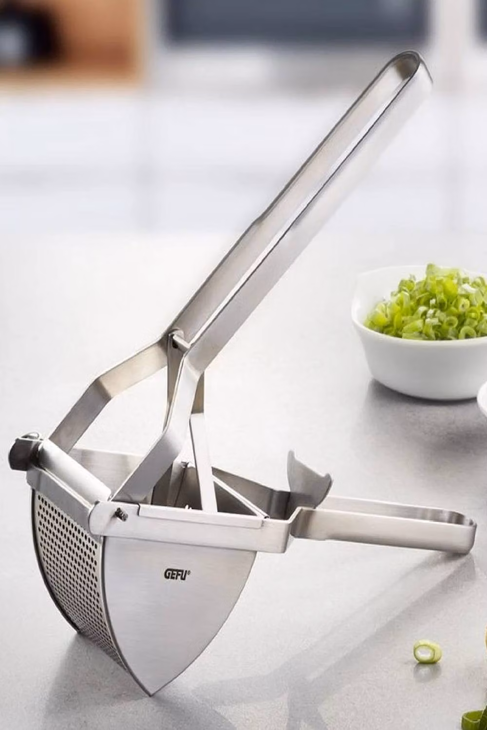 Gefu Pantara Potato Press and Masher in Silver with Ergonomic Grip and Stainless Steel – 2