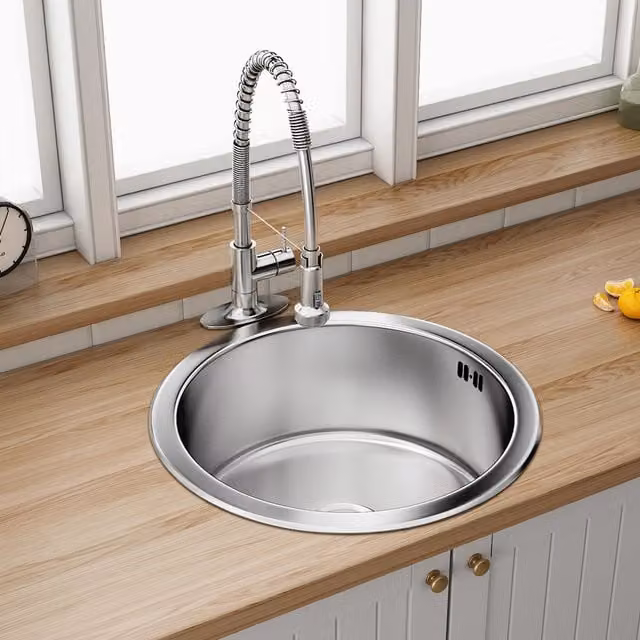 Livingandhome Stainless Steel Round Kitchen Sink Wash Basin Bowl with Removable Drainer Set, Silver, Diameter: 43 cm