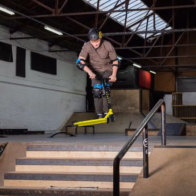 Osprey Bomb T-Bar Stunt Scooter in Yellow