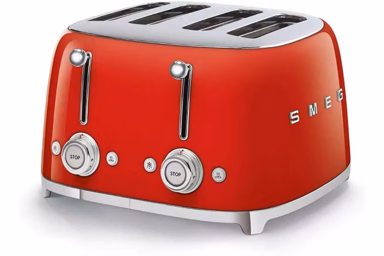 Smeg TSF03 and KLF03 4-Slice Toaster and Kettle Set in Red