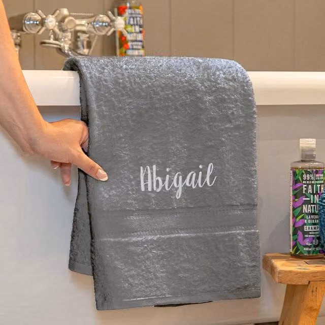 Duncan Stewart Personalised Luxury Fluffy Cotton Bath Towel in Grey, W/D/H: 130 x 70 x 70 cm