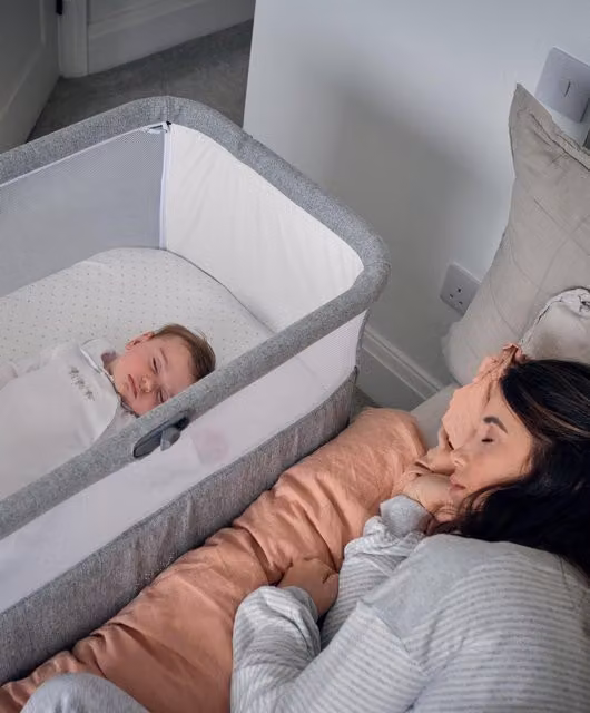 Mamas & Papas Lua Bedside Crib in Grey