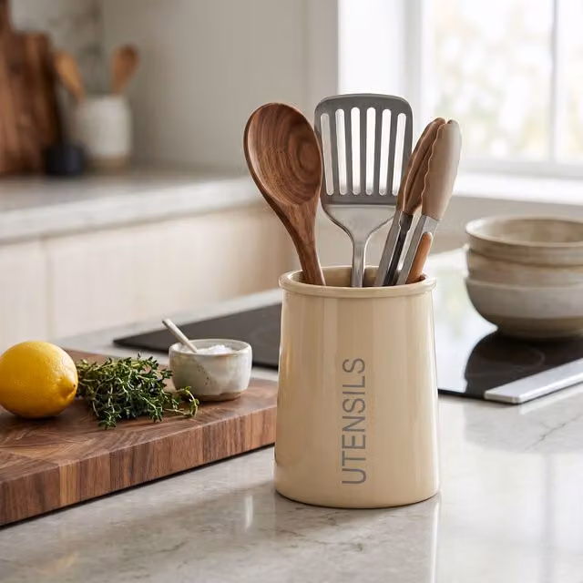 Orsina Madison Freestanding Utensil Holder in Beige, H14 x W11 x D11 cm – 2