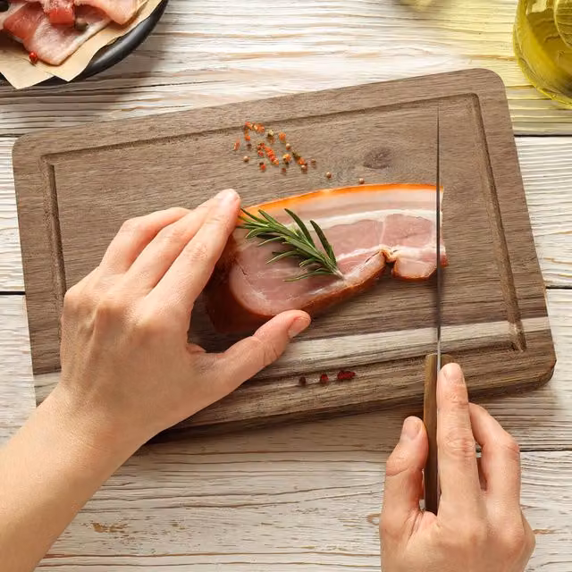 Geezy Rectangular Wooden Chopping Board with Groove, Brown