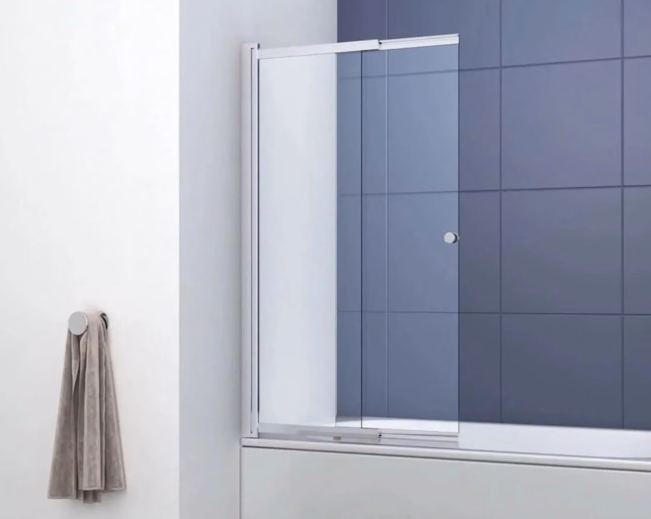 Cheap Furniture Warehouse Reversible Transparent Glass Shower Bath Screen Panel with Silver Chrome Frame, W: 140 cm, H: 83 cm