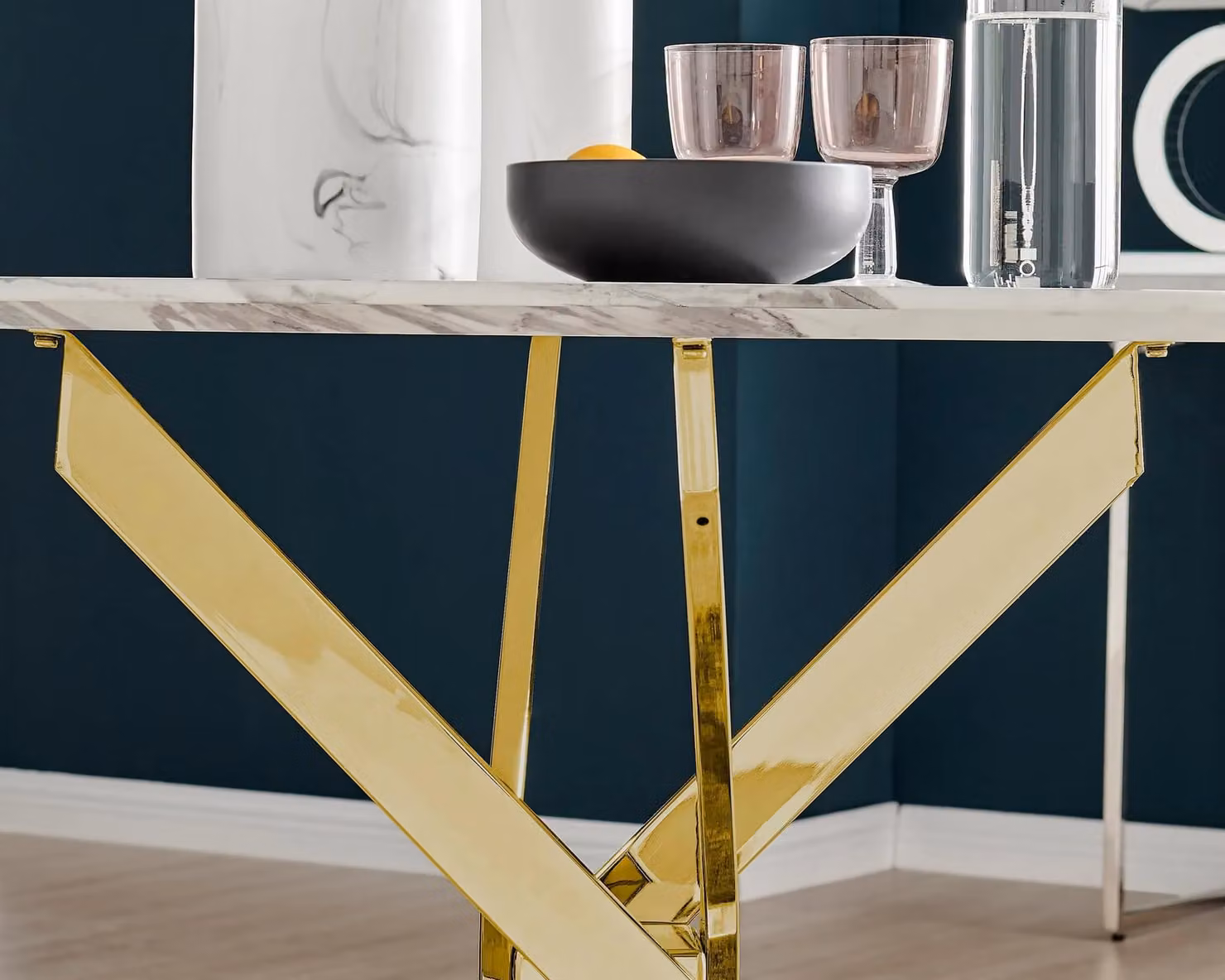 FurnitureboxUK Novara Round 4-Seater Dining Table in Off-White with Gold Metal Legs, Diameter: 100 cm – 4