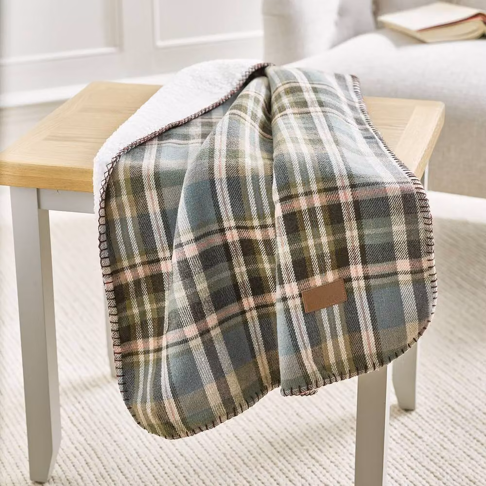 mysmartbuy Fluffy Green and Multicolour Checked Fleece Lap Blanket for Adults – 2