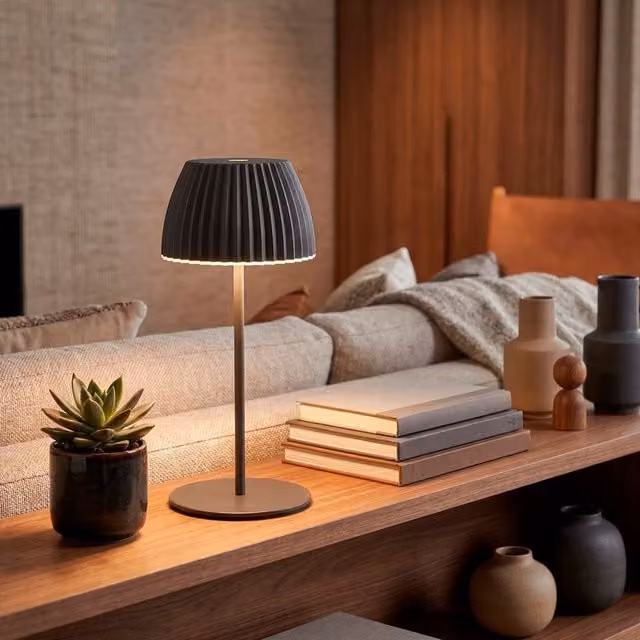 Briloner Riffle Mini Dimmable Rechargeable LED Table Lamp in Black – 1