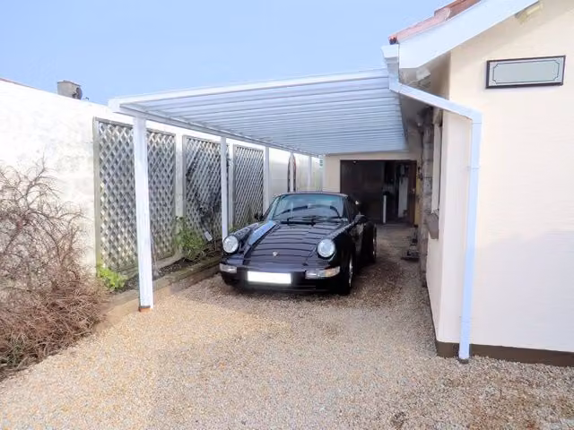 Milwood Group Simplicity 16 Aluminium Lean-to Pergola Veranda in White with Polycarbonate Roof