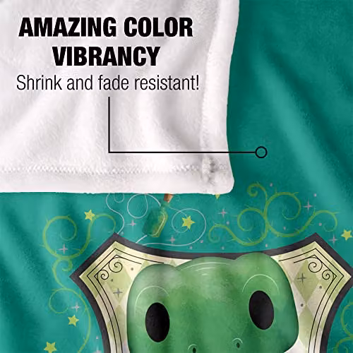 Warner Brothers Harry Potter Watercolor Slytherin Crest Fleece Blanket, White, W/D/H: 152 x 152 x 127 cm – 3