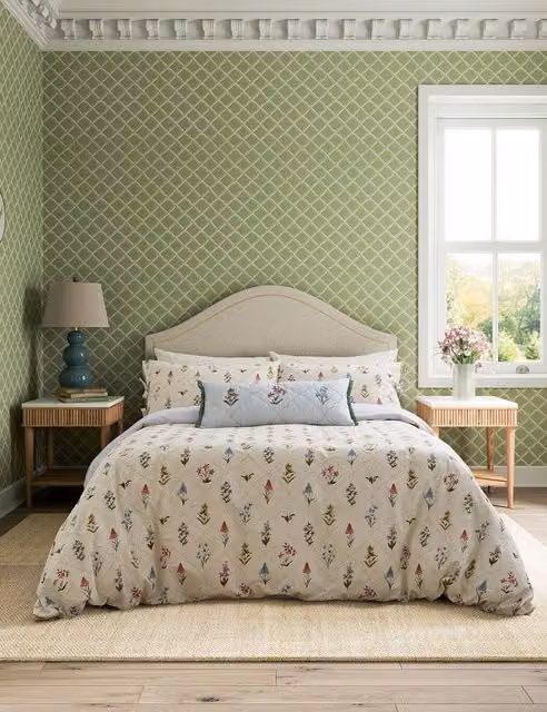 Sanderson Spring Meadow Floral Pure Cotton Bedding Set with Pillowcase, Beige and Multicolour, W: 180 cm, L: 200 cm