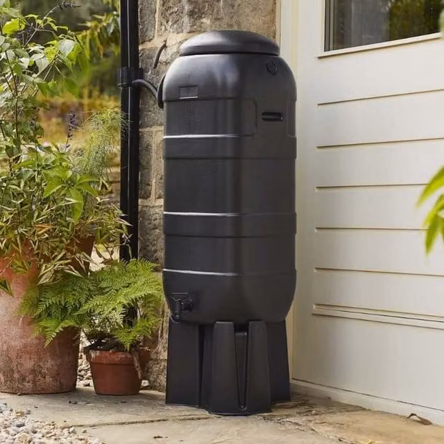 Rainsaver Mini 100 Litre Freestanding Water Butt Kit in Black