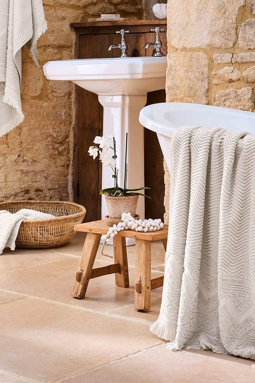 CHRISTY Boho Fringed Jacquard Cotton Towel in Beige – 3
