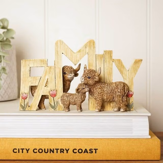 Country Living Highland Cow Family Plaque in Brown Wood