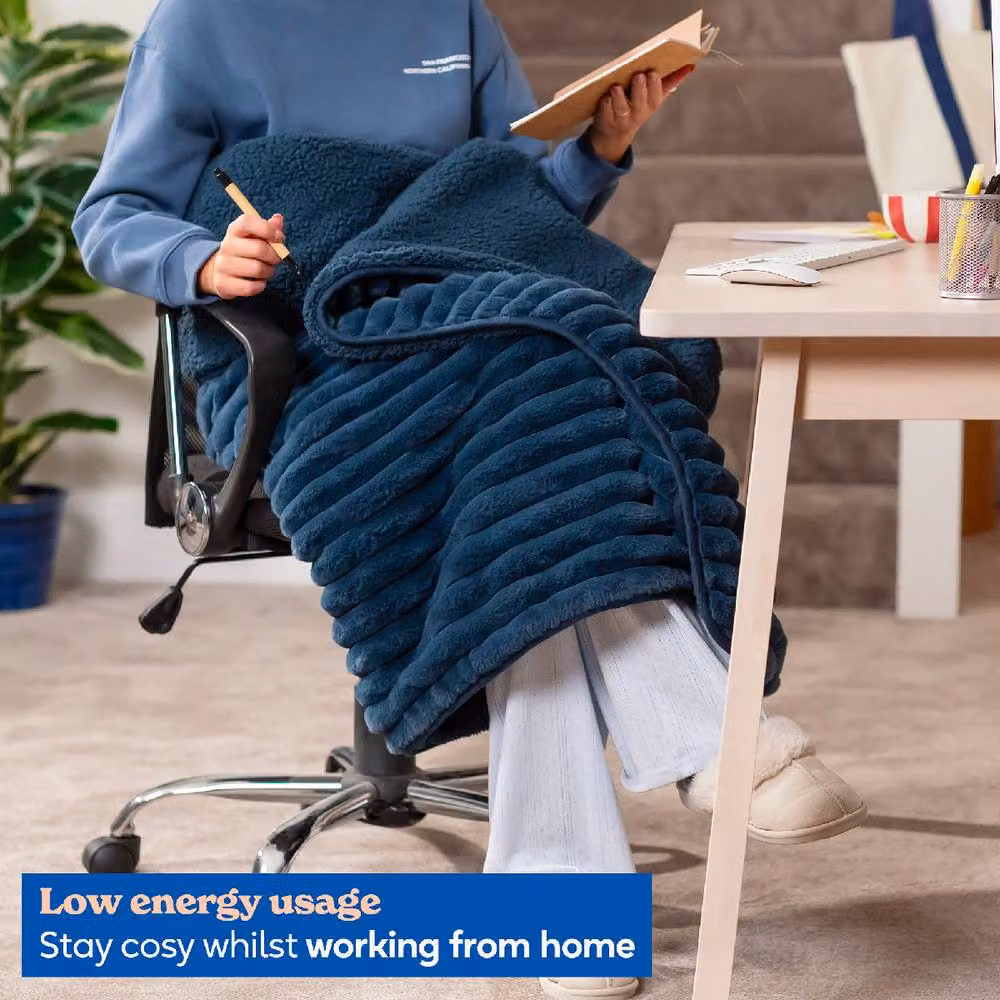 Russell Hobbs Navy Faux Fur and Sherpa Electric Heated Throw RHHT1005, W: 180 cm, D: 130 cm – 5