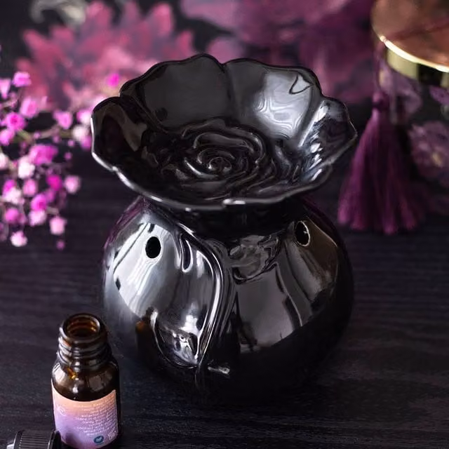 Uniqueful Black Ceramic Floral Rose Oil Burner for Tealights