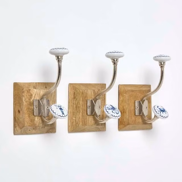 Homescapes Set of 3 Sea Animal Wall Mounted Coat Hooks in Blue, White and Brown