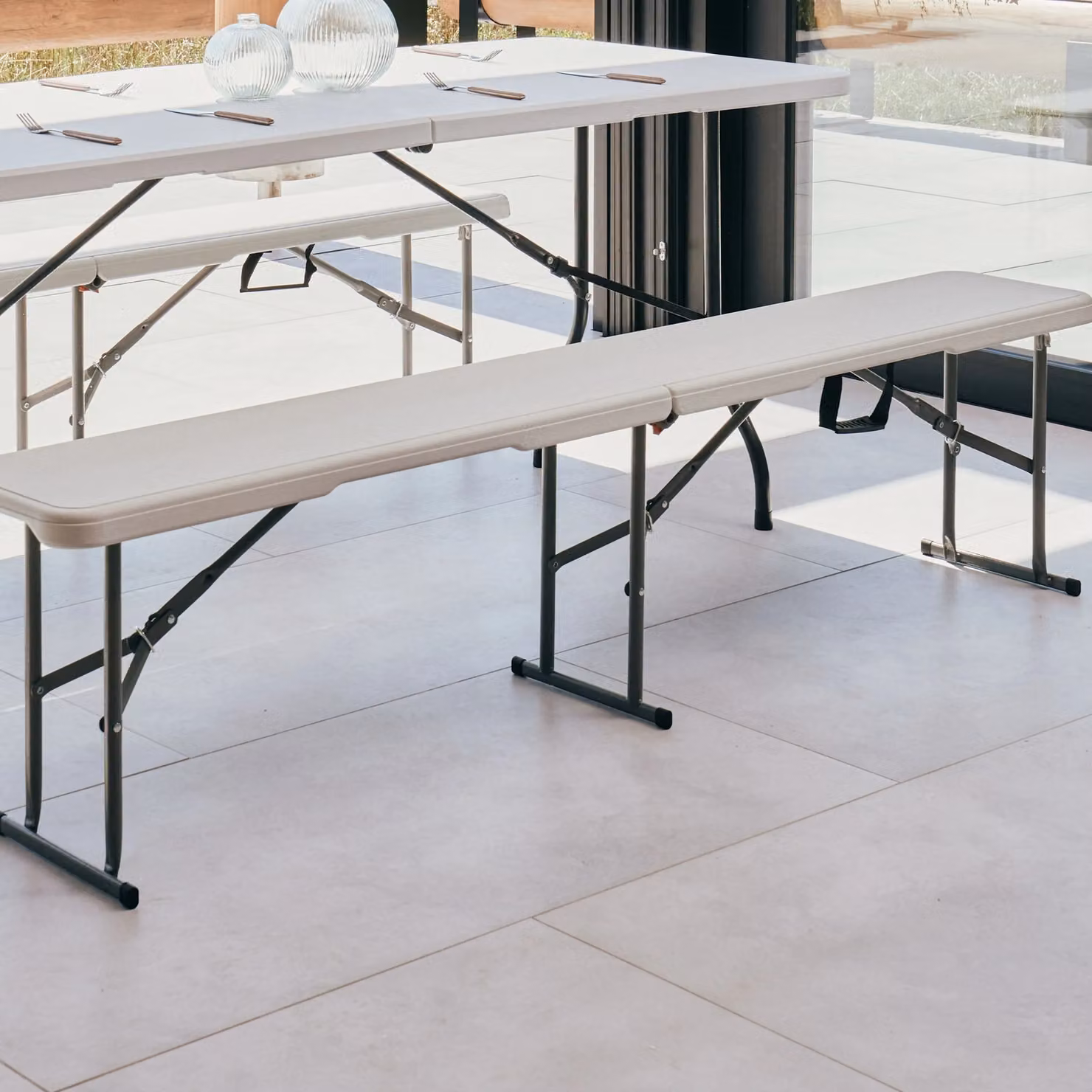 Novecrafto Portable Folding Bench in White, W/D/H: 182.88 x 28.0 x 43.0 cm – 2