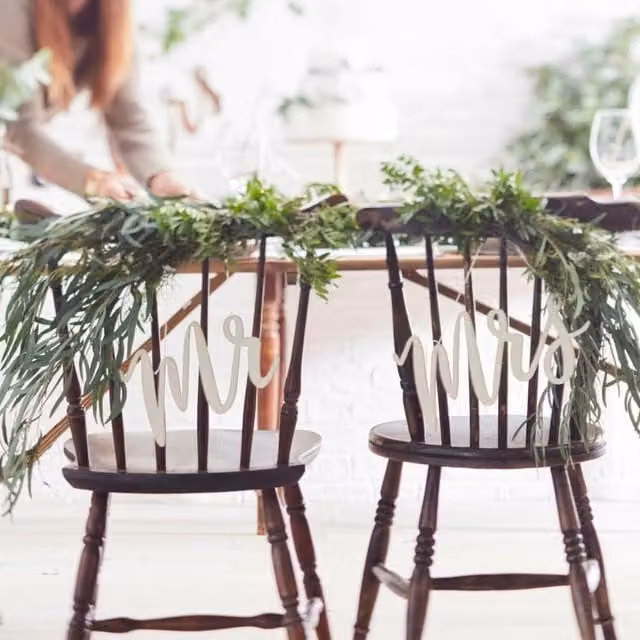 KDMD Classic Wooden Mr & Mrs Hanging Wedding Chair Signs in White