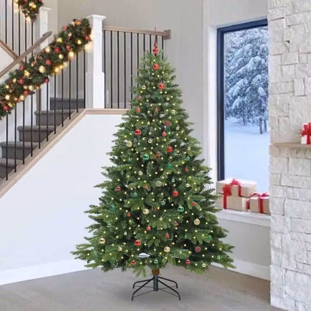 Berkfield Home Artificial Green Christmas Tree with 300 LEDs, Height: 240 cm