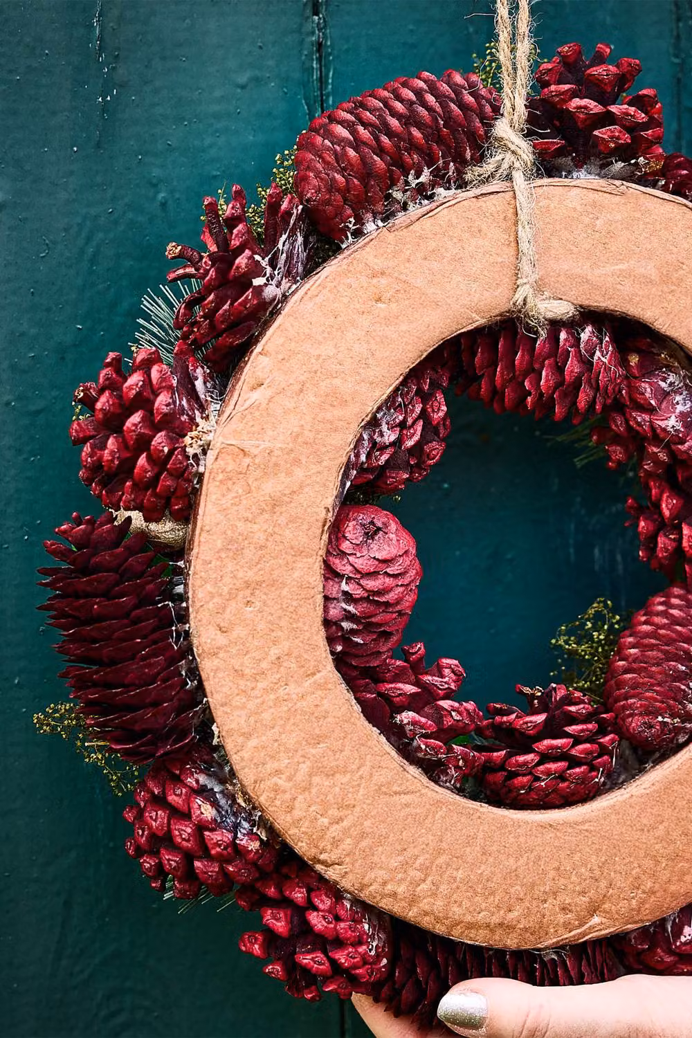 Dibor Red Cluster Berries Christmas Wreath, Diameter: 30 cm – 3