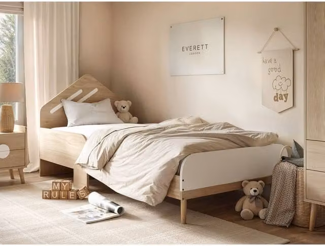 Flair Noah Single Bed in White Oak Wood