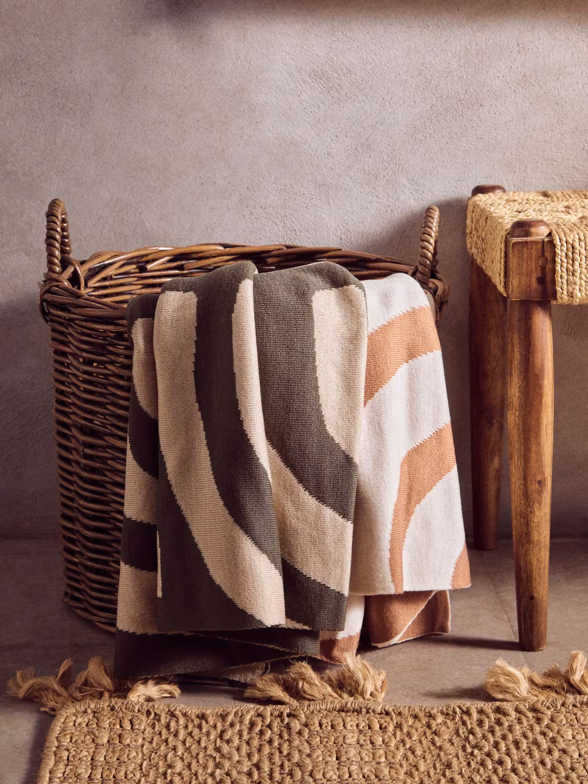 Orsina Bosie Ozella Brown Knitted Geometric Boho Throw – 2