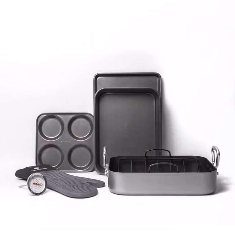 MasterClass 6-Piece Black Non-Stick Rectangular Roasting Set with Carbon Steel Pans, Meat Thermometer and Silicone Oven Glove
